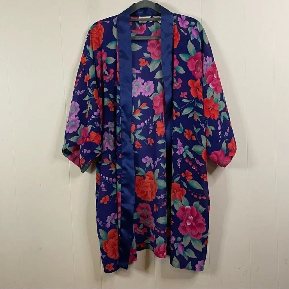 Vintage Gold Label Victoria’s Secret Floral Robe